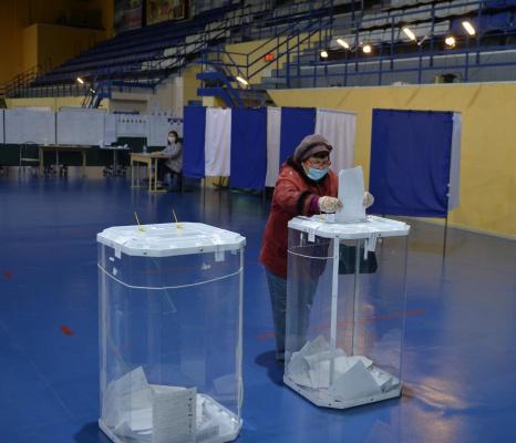 Сегодня в воскресенье, 19 сентября, стартовал основной день голосования по выборам депутатов Государственной Думы Российской Федерации, Тюменской областной Думы, Думы Ханты-Мансийского автономного округа – Югры